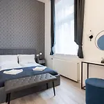 D48 - Boulevard - Location By Bqa Apartment Budapest
